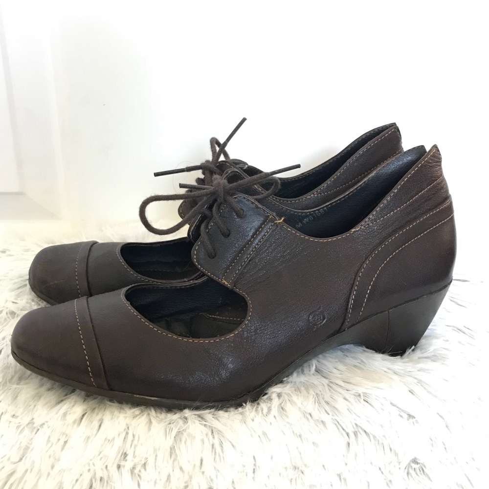 BORN AMANDA BROWN LACE UP LEATHER OXFORD HEELS 7.5